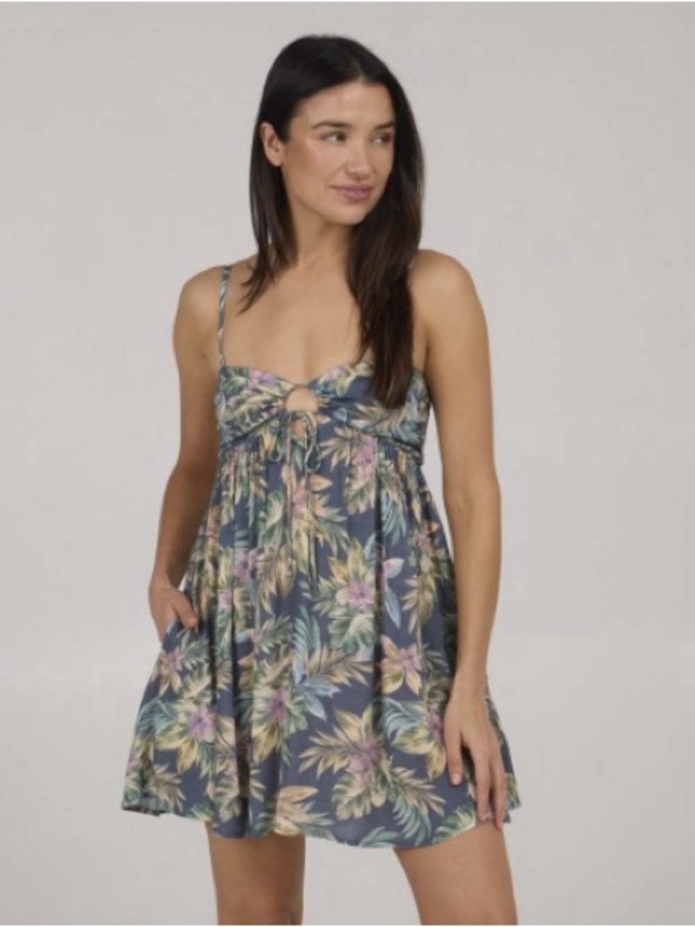 Salty Crew Womens Dress
Island Style